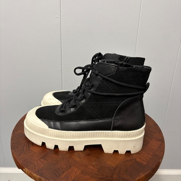 Gianni Bini Black Wander-Lust Lug Sole  Women's Platform Bootie Hightop Size 8M - Picture 4 of 10